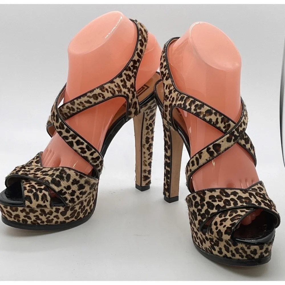 Pour La Victoire Leopard Print Platform Heels Size 8.5 - Picture 1 of 7